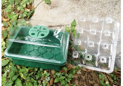 12-Cell Seed Starting Tray with Vented Cover